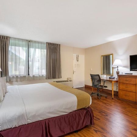 Travelodge By Wyndham Fort Lauderdale Beach Extérieur photo