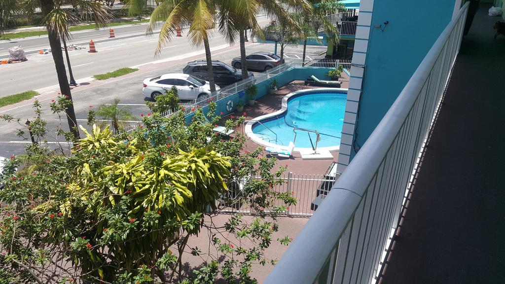 Travelodge By Wyndham Fort Lauderdale Beach Extérieur photo
