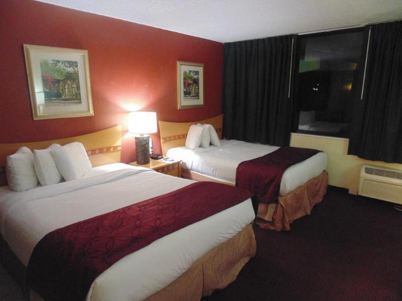 Travelodge By Wyndham Fort Lauderdale Beach Extérieur photo