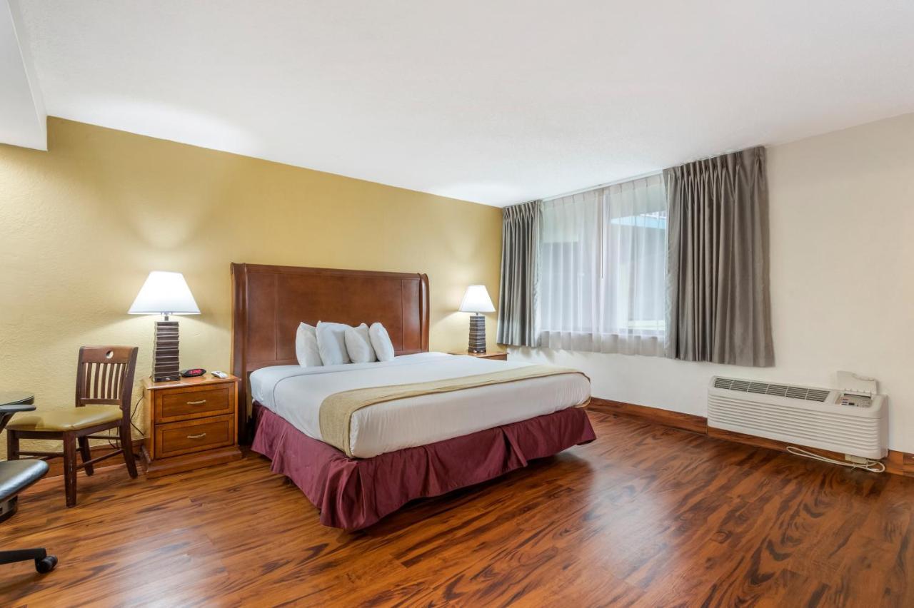 Travelodge By Wyndham Fort Lauderdale Beach Extérieur photo