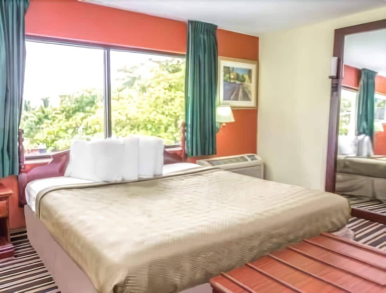 Travelodge By Wyndham Fort Lauderdale Beach Extérieur photo
